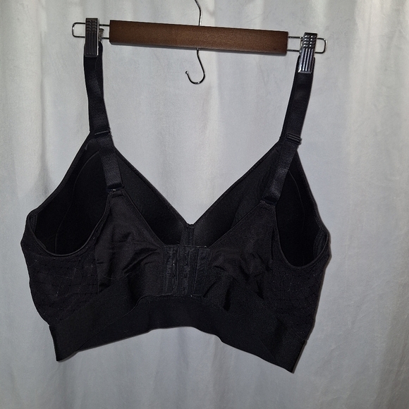 Bali 42DD Bra - Picture 3 of 4